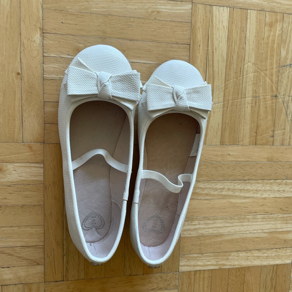 Girls white dress shoes with bows